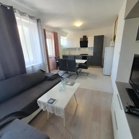 Apartment Ivica