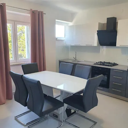 Apartment Ivica Fazana