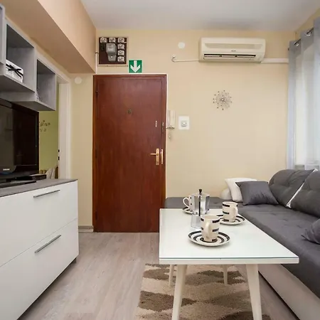 Ivica *